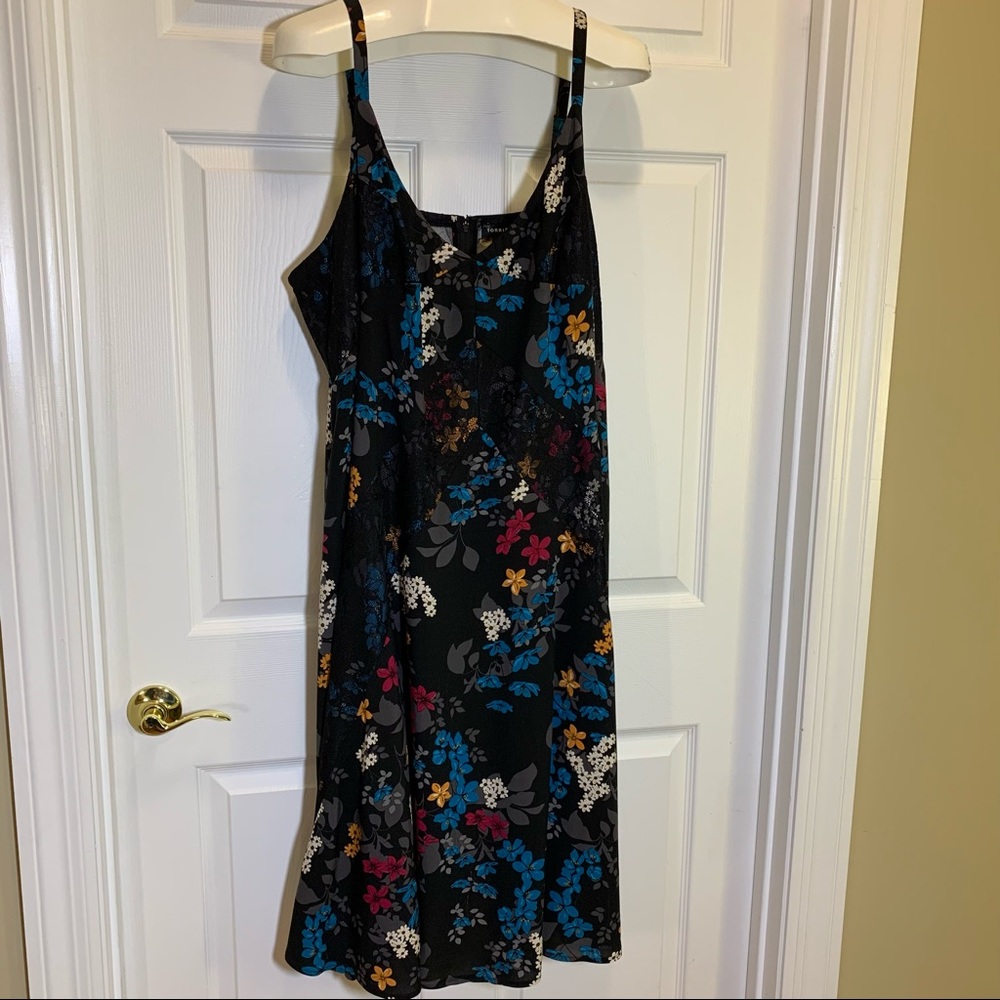 Torrid NWOT Adjustable Straps Black Dress Size 4 X